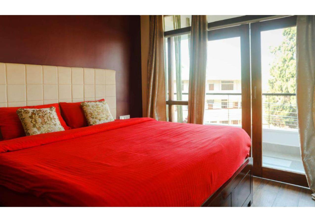 שילונג East Blue Homestay מראה חיצוני תמונה