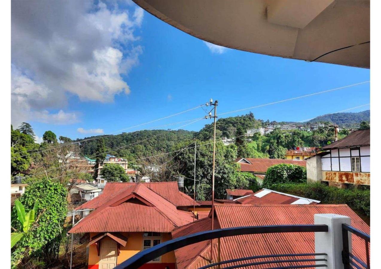 שילונג East Blue Homestay מראה חיצוני תמונה